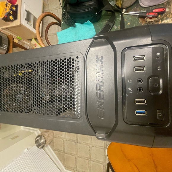 Full Set PC Custom PC Monitor Keyboard And Headset - Picture 7 of 15